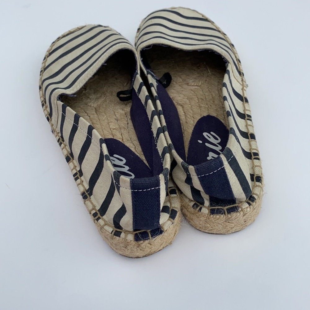 Aerie Striped espadrilles! Size 6! - Picture 5 of 7